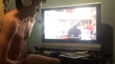 Twink Plays Call Of Duty And Cums