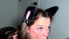 SleepyxxxSarah Gets Creampied In Her Fishnet
