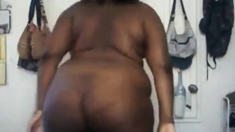 Ebony BBW Sluty Raven Dance Naked