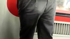 Str8 security guy bulge in metro