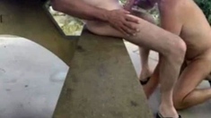 Maduros En El Sofa